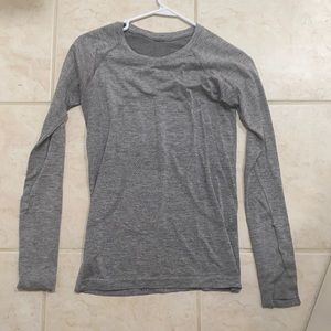 Lulu lemon swiftly tech long sleeve